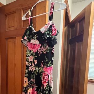 Pretty floral dress, worn once
